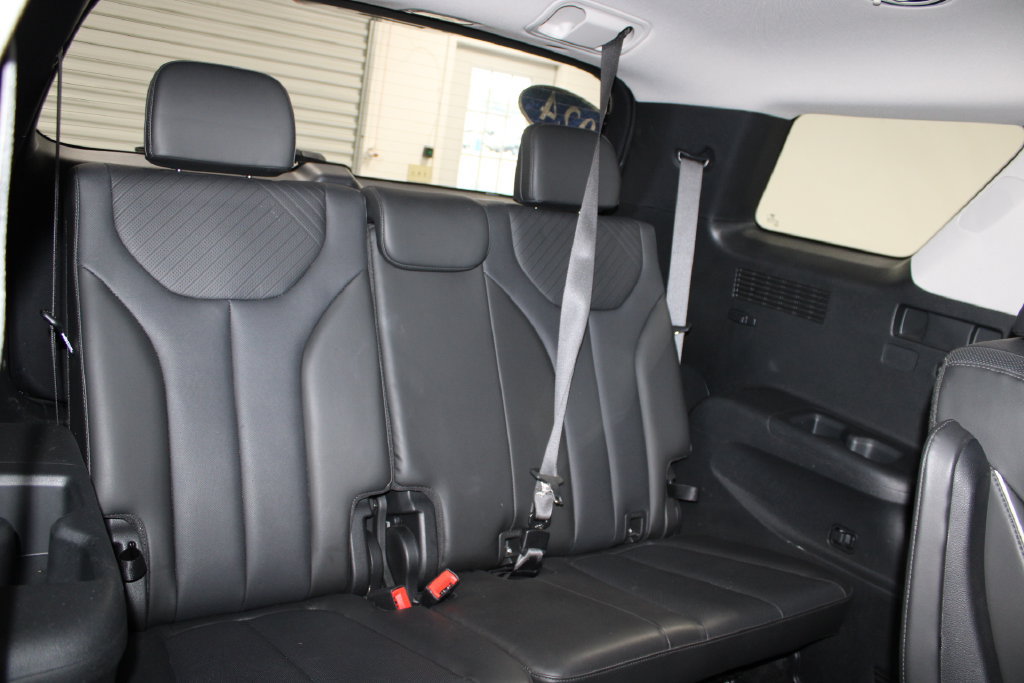 Used 2024 Hyundai Palisade SEL w/ Premium Package FWD image 28