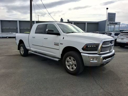Used 2014 RAM 2500 Big Horn AWD/4WD image 2