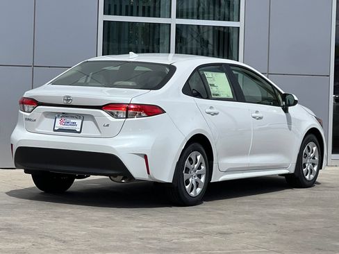 New 2026 Toyota Corolla LE FWD image 4