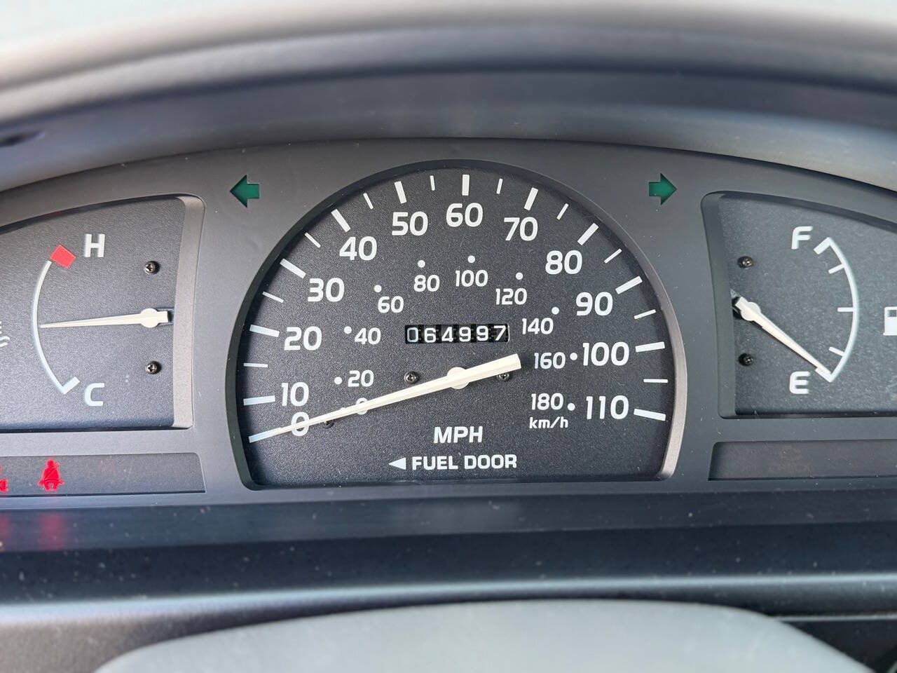 Used 2004 Toyota Tacoma 2WD Regular Cab w/ Enhancement Pkg image 33