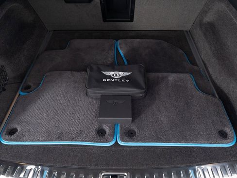 Certified 2025 Bentley Bentayga image 47