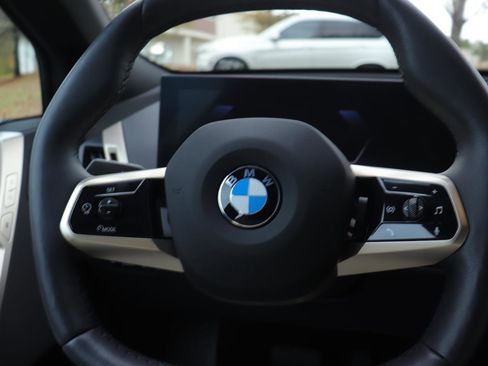 Certified 2026 BMW iX xDrive45 image 27