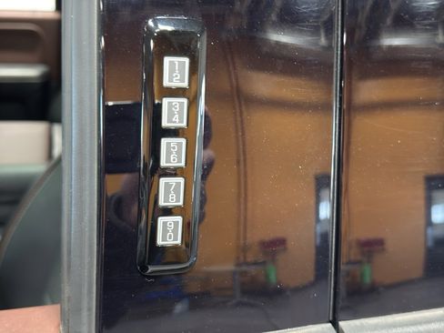 Used 2023 Ford F150 Lariat w/ Equipment Group 502A High image 22