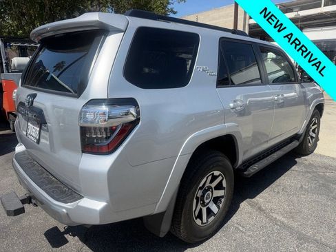 Used 2023 Toyota 4Runner TRD Off-Road Premium w/ Off Road Premium Plus Package AWD/4WD image 3