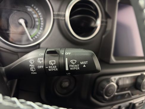 Used 2023 Jeep Wrangler Unlimited Sahara w/ Cold Weather Group image 20