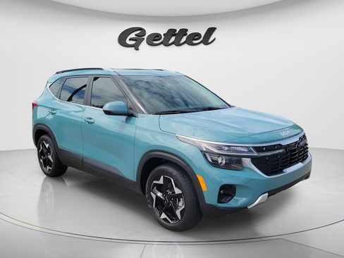 Used 2024 Kia Seltos EX AWD/4WD image 3