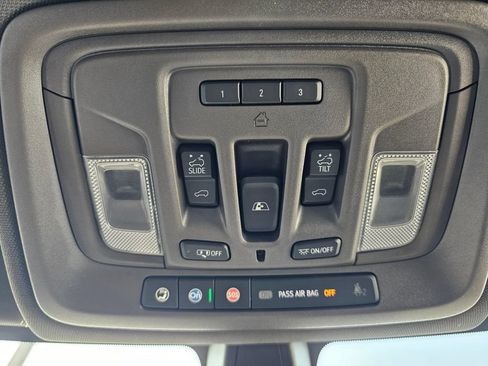 Used 2021 GMC Sierra 1500 SLT w/ SLT Premium Package AWD/4WD image 33