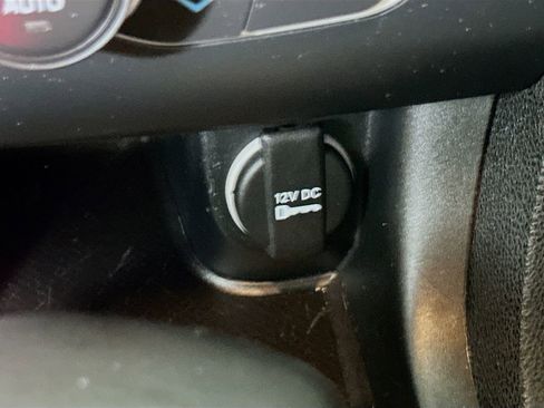 Used 2022 Dodge Charger Scat Pack RWD image 28