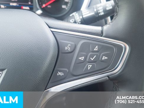 Used 2024 Chevrolet Equinox LT FWD image 30