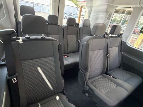 Used 2023 Ford Transit 350 XLT RWD image 21