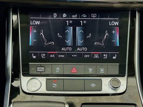 Used 2020 Audi Q8 Premium Plus w/ Premium Plus Package AWD/4WD image 16