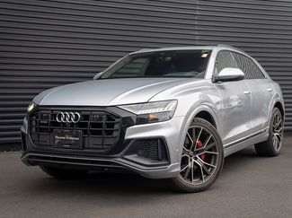 Used 2019 Audi Q8 Prestige w/ Luxury Package video 1