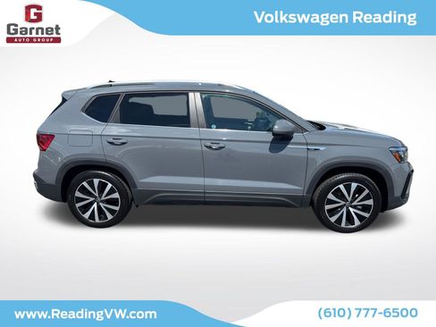 Used 2023 Volkswagen Taos SE AWD/4WD image 6