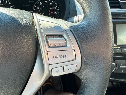 Used 2015 Nissan Altima 2.5 S w/ Power Driver Seat Package FWD image 19