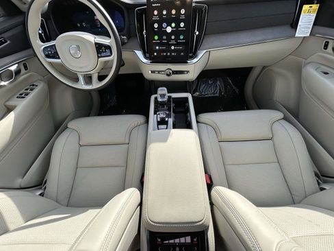 New 2026 Volvo XC90 B6 Ultra image 14