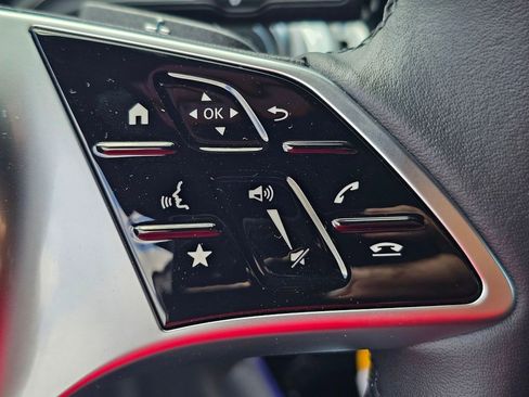 Used 2026 Mercedes-Benz GLB 250 image 21