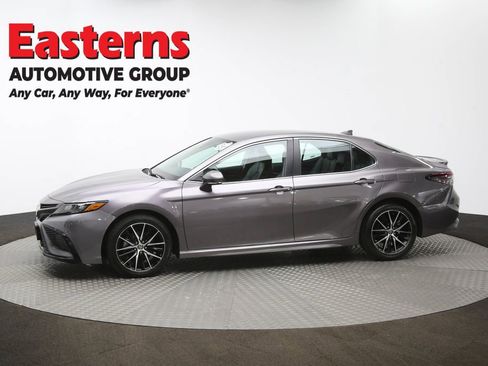 Used 2024 Toyota Camry SE image 57