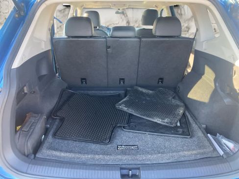 Used 2019 Volkswagen Tiguan SE w/ Panoramic Sunroof Package image 29