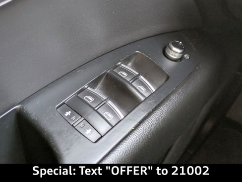 Used 2012 Audi Q7 3.0T Premium image 25