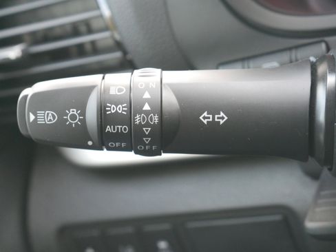 New 2025 Mitsubishi Eclipse Cross LE image 24