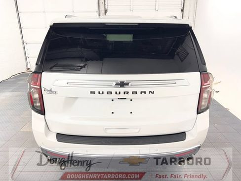 Used 2024 Chevrolet Suburban High Country w/ Advanced Technology Package AWD/4WD image 9