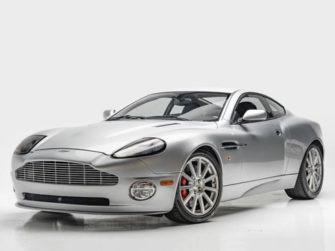 Used 2005 Aston Martin Vanquish S image 4