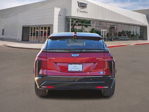 New 2025 Cadillac Lyriq Luxury image 5