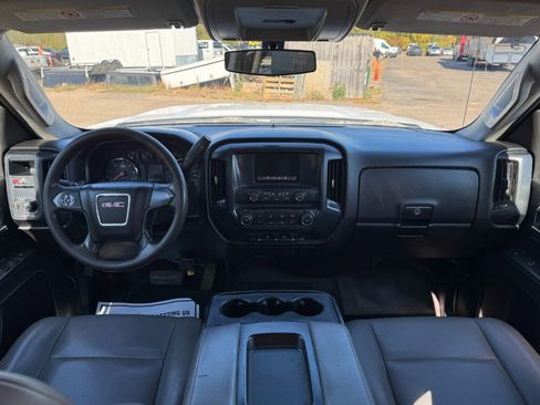 Used 2015 GMC Sierra 3500 2WD Crew Cab image 20