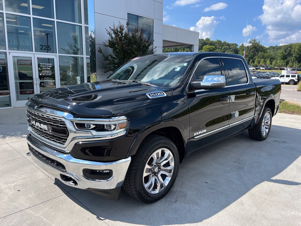 Used 2024 RAM 1500 Limited AWD/4WD image 1