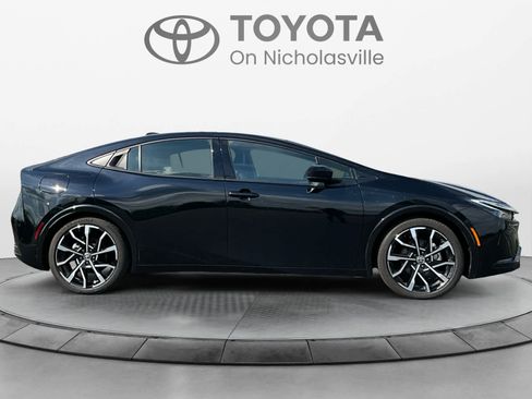 Used 2025 Toyota Prius Plug-In Hybrid w/ Limited Premium Package FWD image 6