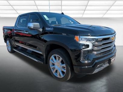 New 2025 Chevrolet Silverado 1500 High Country w/ High Country Premium Package