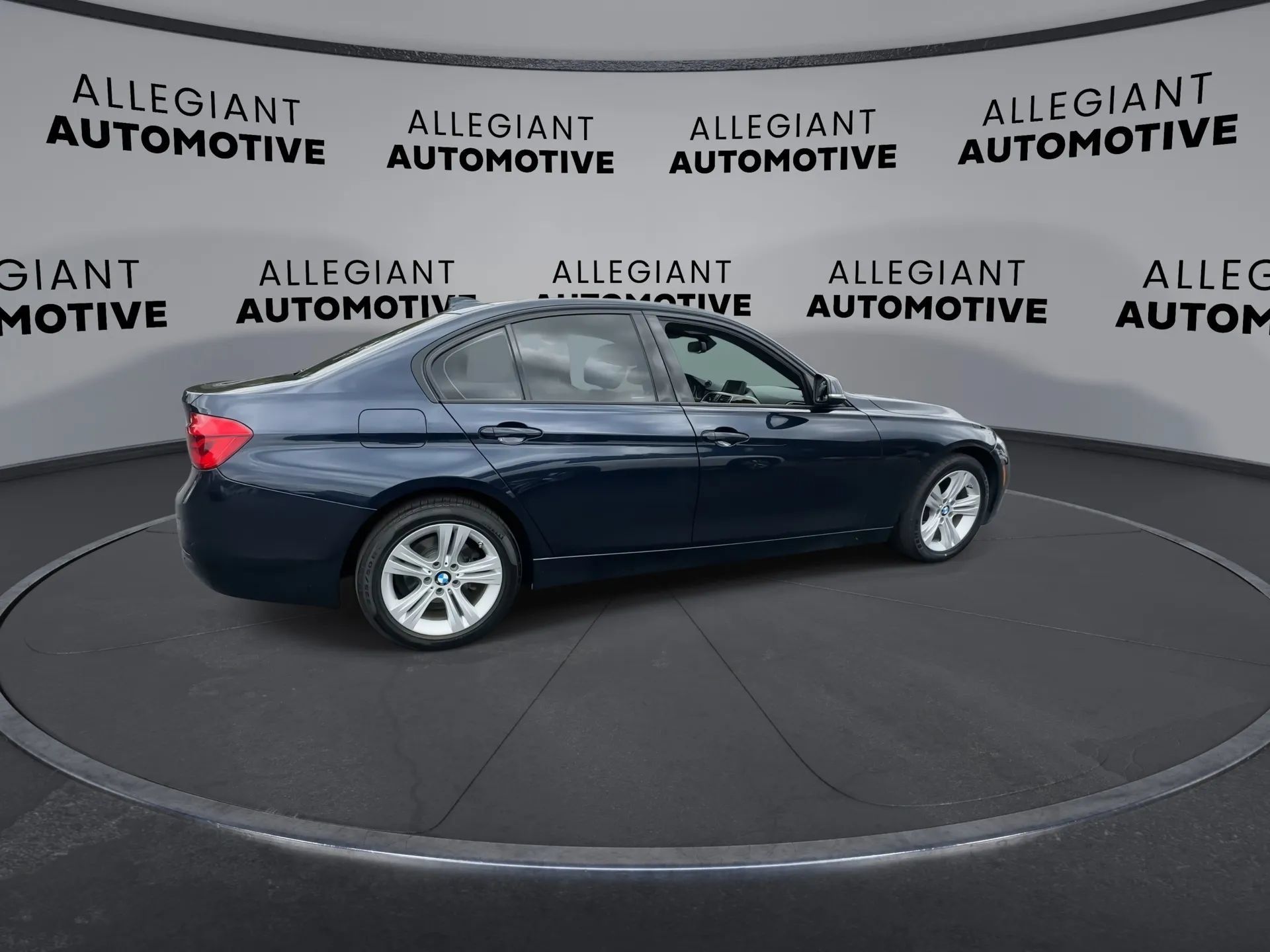 Used 2016 BMW 328i Sedan RWD image 10
