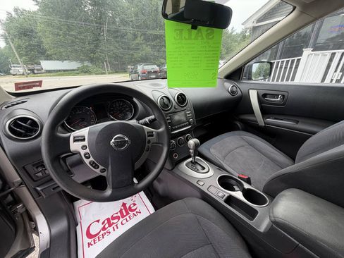Used 2015 Nissan Rogue S w/ Convenience Package AWD/4WD image 15