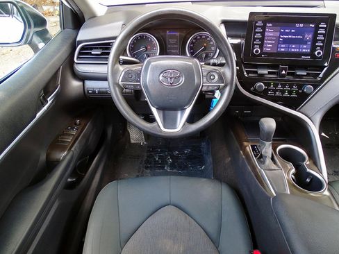 Used 2021 Toyota Camry LE FWD image 32
