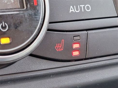 Certified 2022 Ford Maverick Lariat w/ Lariat Luxury Package image 6