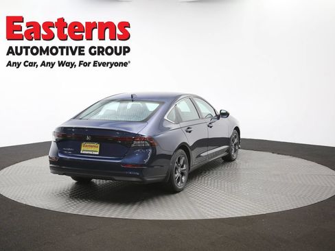 Used 2023 Honda Accord EX image 38