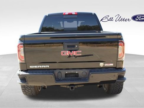 Used 2016 GMC Sierra 1500 SLT w/ All-Terrain Package AWD/4WD image 6