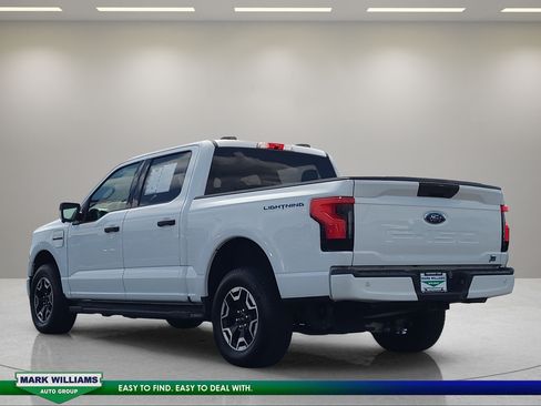 Used 2023 Ford F150 Lightning XLT AWD/4WD image 6
