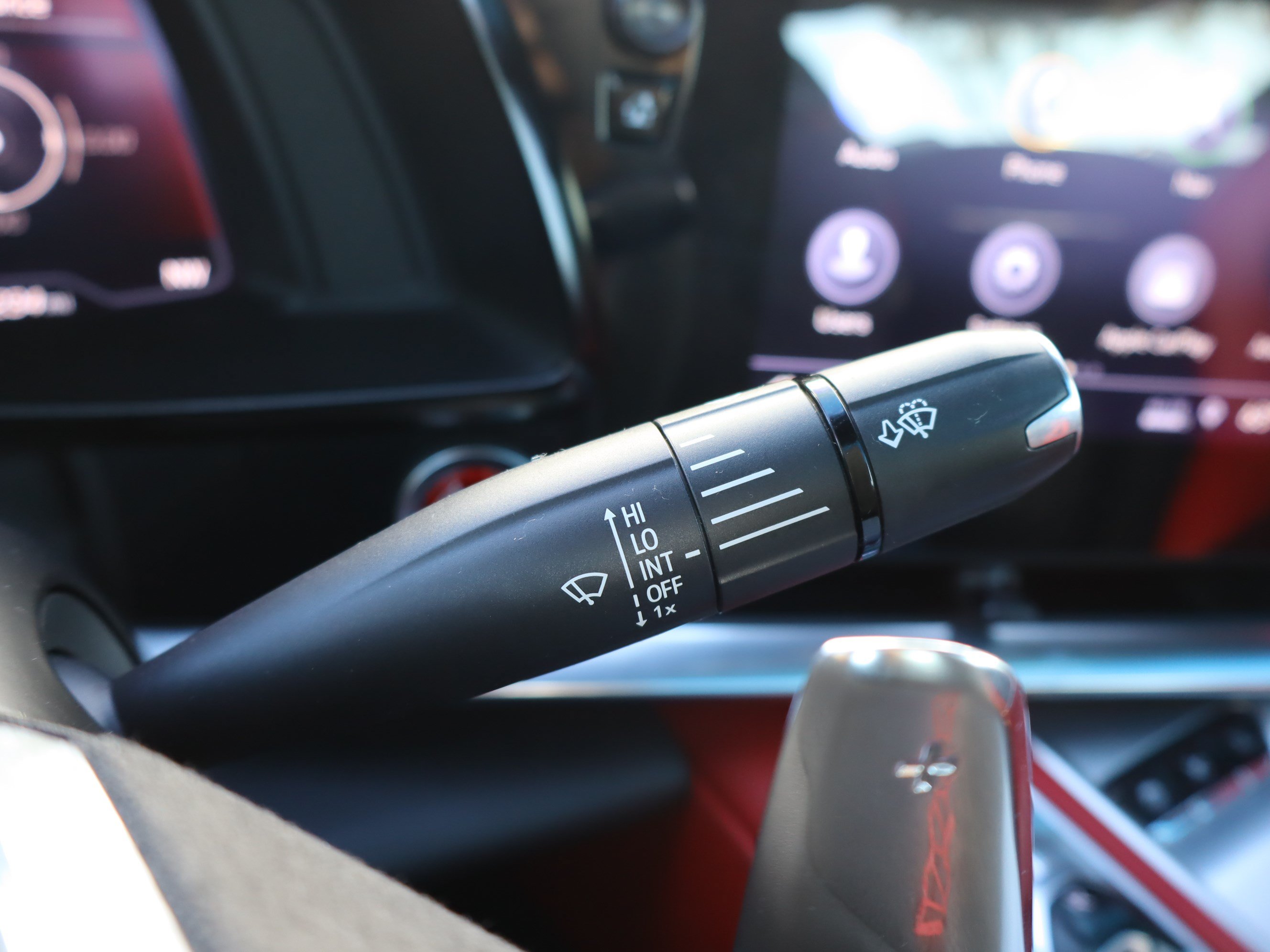 Used 2020 Chevrolet Corvette Stingray Preferred Cpe w/ 2LT Preferred Equipment Group RWD image 22
