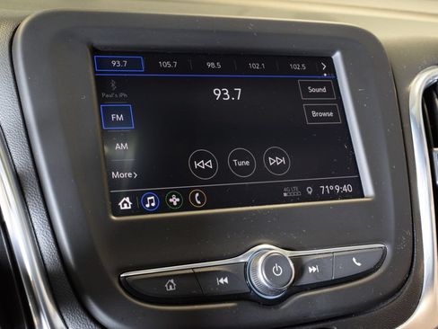 Used 2021 Chevrolet Equinox LT FWD image 22