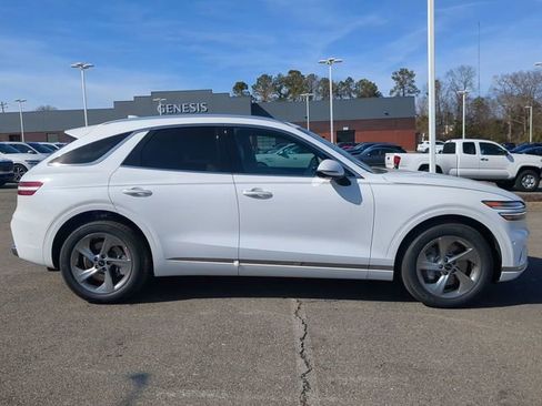 New 2026 Genesis GV70 2.5T Advanced image 3