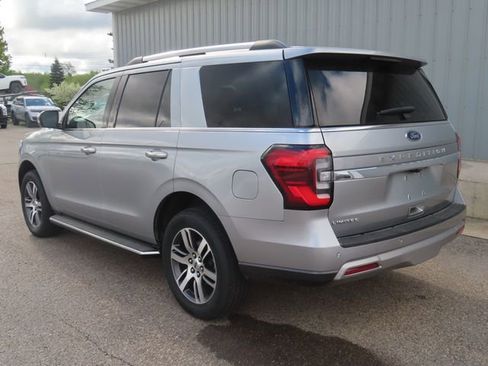 Used 2023 Ford Expedition Limited AWD/4WD image 12