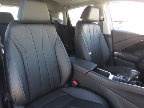 Used 2025 Acura ADX Base image 11