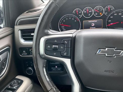 Used 2021 Chevrolet Tahoe Z71 w/ Z71 Signature Package AWD/4WD image 24