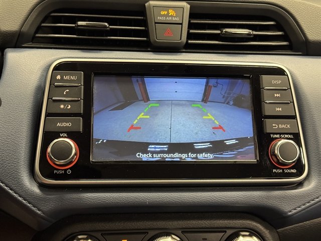 Used 2025 Nissan Versa SV FWD image 24