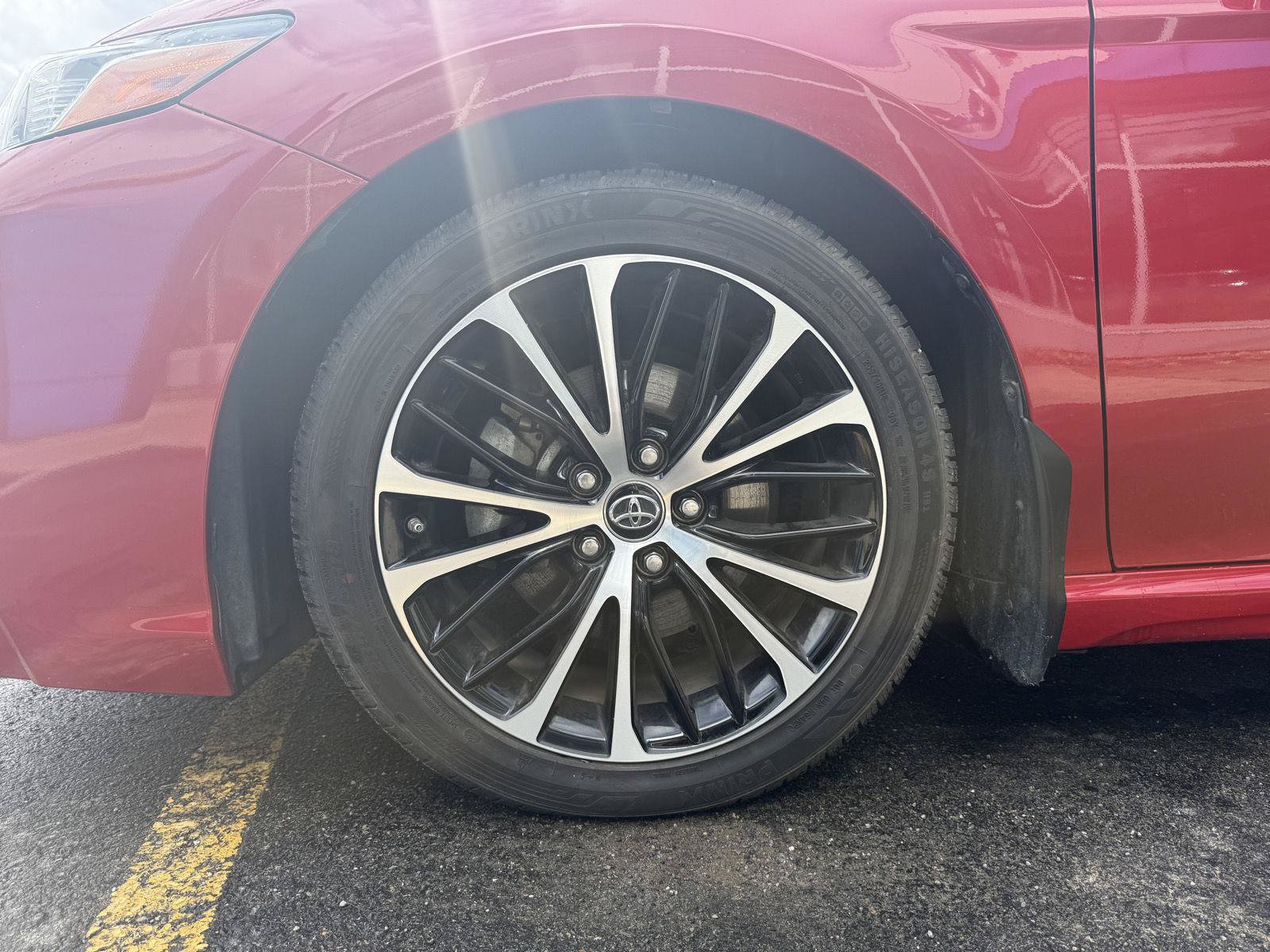 Used 2019 Toyota Camry SE w/ Audio Package FWD image 6