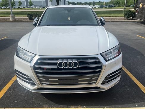 Used 2018 Audi SQ5 Premium Plus w/ S Sport Package AWD/4WD image 3