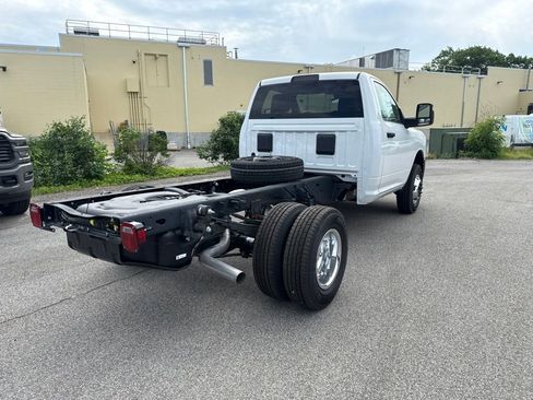 New 2026 RAM 3500 Tradesman AWD/4WD image 5
