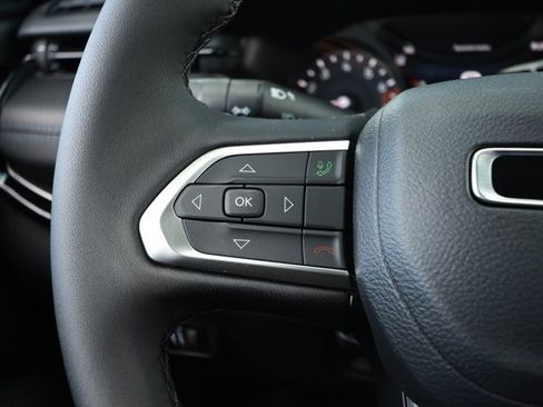 New 2026 Jeep Compass Latitude AWD/4WD image 13