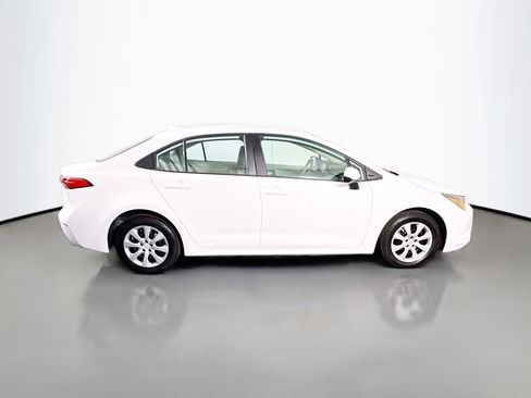 Used 2023 Toyota Corolla LE FWD image 11